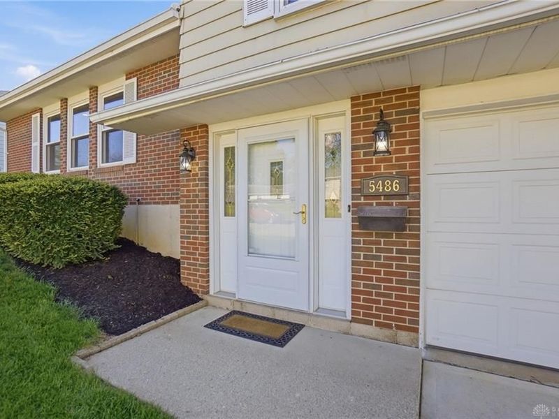 5486 Corkhill Drive, Riverside, OH 45424 Photo 3