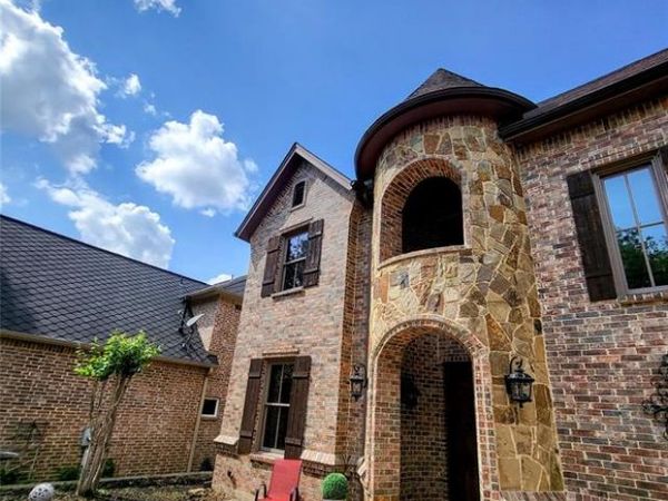 6401 Vintage Lake Drive , Arlington, TX 76016