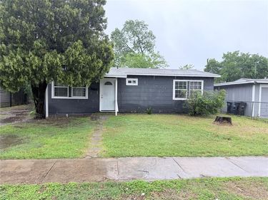 3705 Castleman Street, Fort Worth, TX 76119