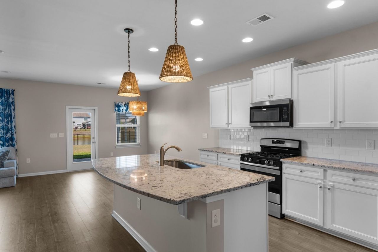 2006 Wilbraham Dr. Photo 5