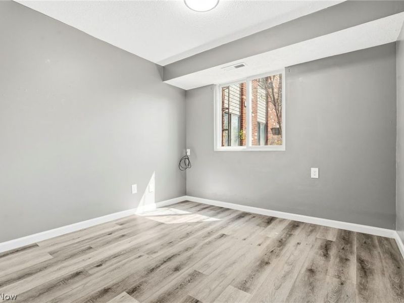 5240 Emil Avenue SW, Unit 102, Navarre, OH 44662 Photo 16