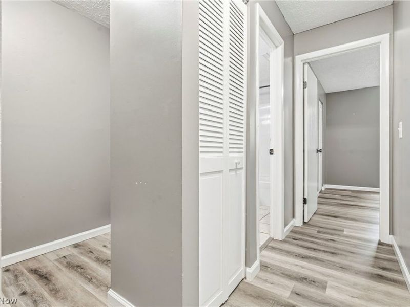 5240 Emil Avenue SW, Unit 102, Navarre, OH 44662 Photo 18