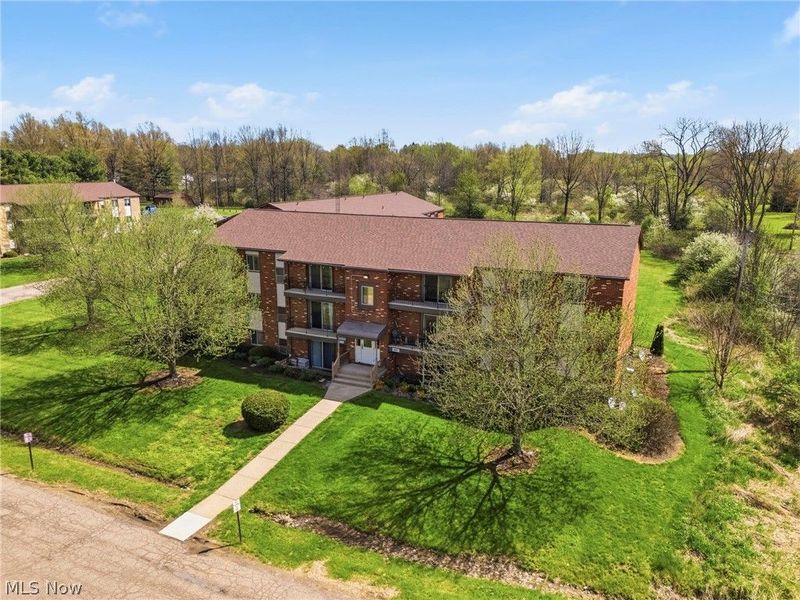 5240 Emil Avenue SW, Unit 102, Navarre, OH 44662 Photo 2