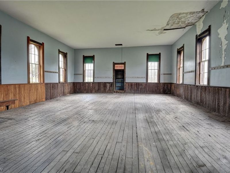 Main Avenue SW, Navarre, OH 44662 Photo 17