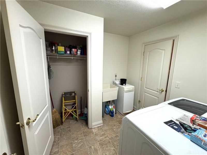 808 Waldsmith Way, Vandalia, OH 45377 Photo 17