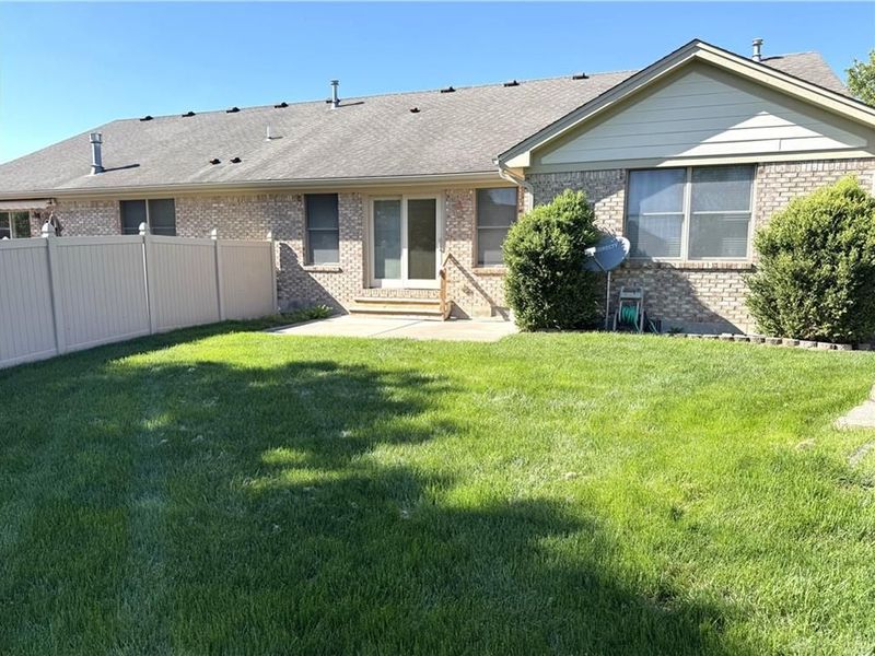 808 Waldsmith Way, Vandalia, OH 45377 Photo 2