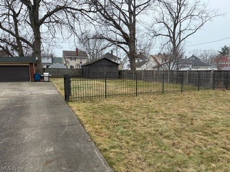 1010 Archwood Avenue, Lorain, OH 44052 Photo 6