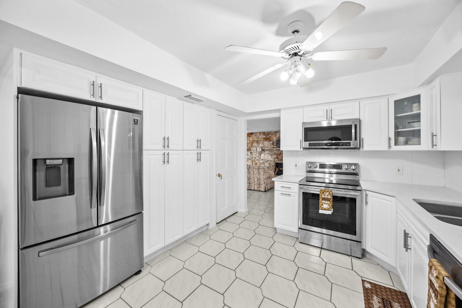 1742 W Terrace Drive, Lake Worth Beach, FL 33460 Photo