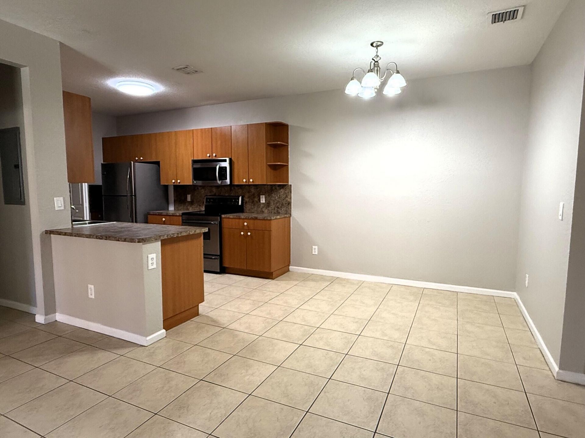 3561 Forest Hill Boulevard, Unit 75, Palm Springs, FL 33406 Photo