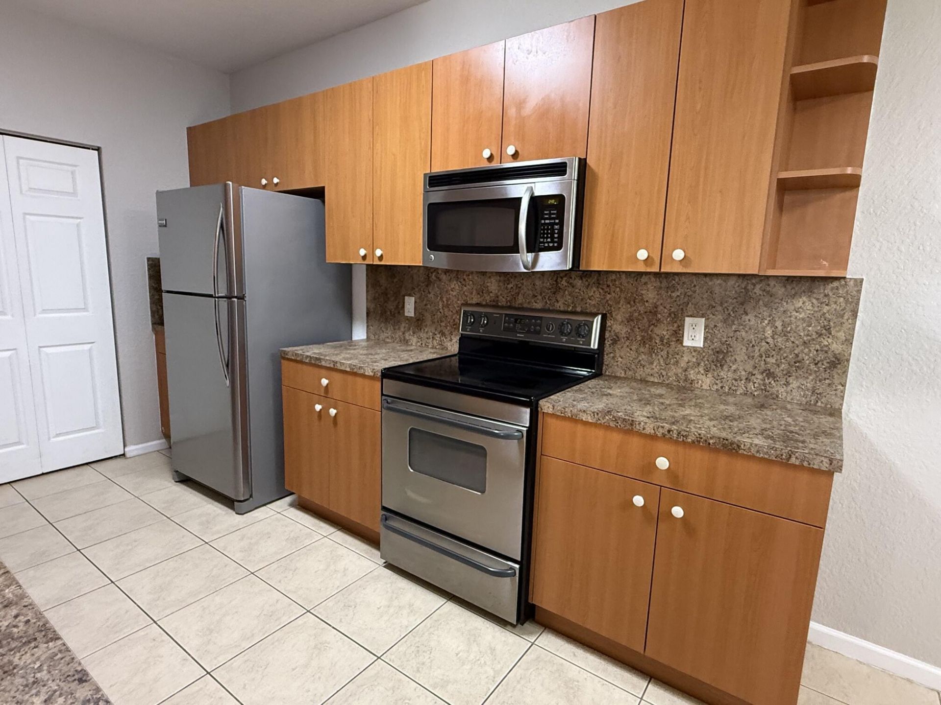 3561 Forest Hill Boulevard, Unit 75, Palm Springs, FL 33406 Photo