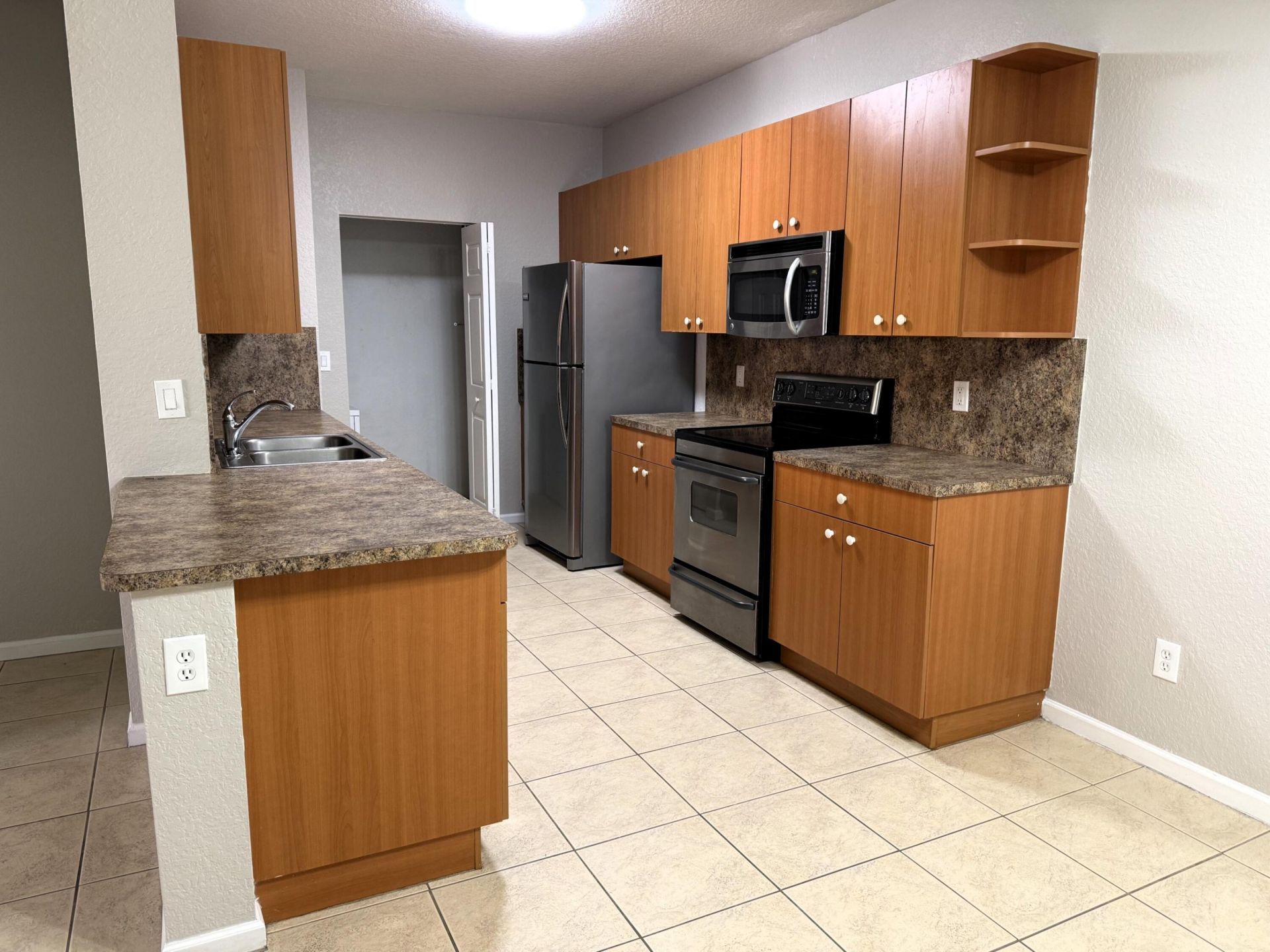 3561 Forest Hill Boulevard, Unit 75, Palm Springs, FL 33406 Photo