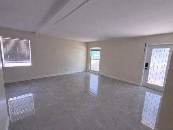 7809 NW 74th Avenue, Tamarac, FL 33321