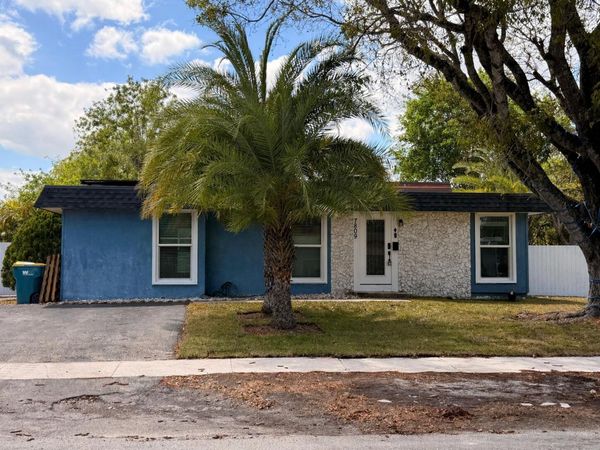 7809 NW 74th Avenue, Tamarac, FL 33321