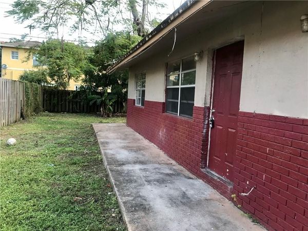 1038 NW 8th Avenue, Fort Lauderdale, FL 33311