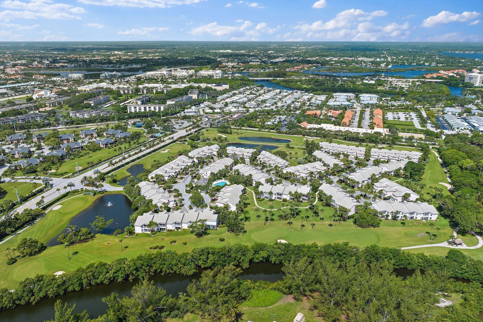 2905 Fairway Drive N, Jupiter, FL 33477 Photo