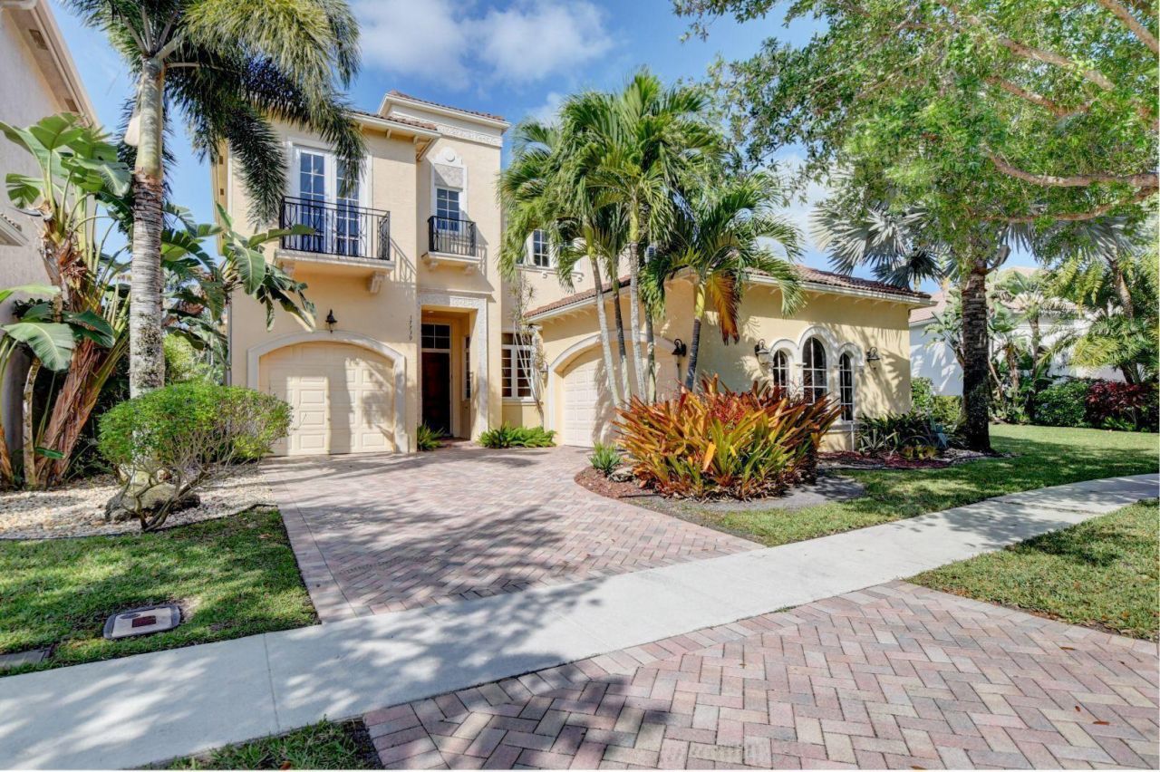 17739 Lake Azure Way, Boca Raton, FL 33496 Main Photo