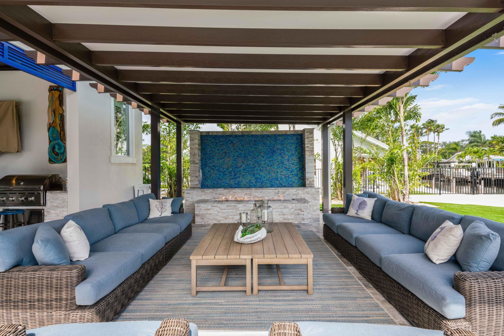 261 Old Jupiter Beach Road, Jupiter, FL 33477 Photo