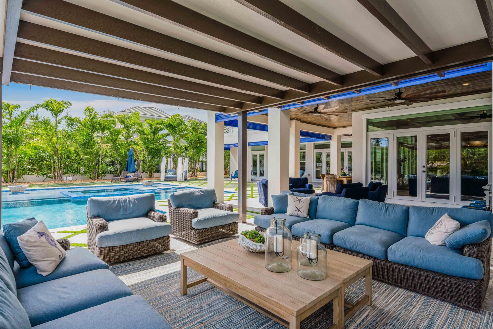 261 Old Jupiter Beach Road, Jupiter, FL 33477 Photo