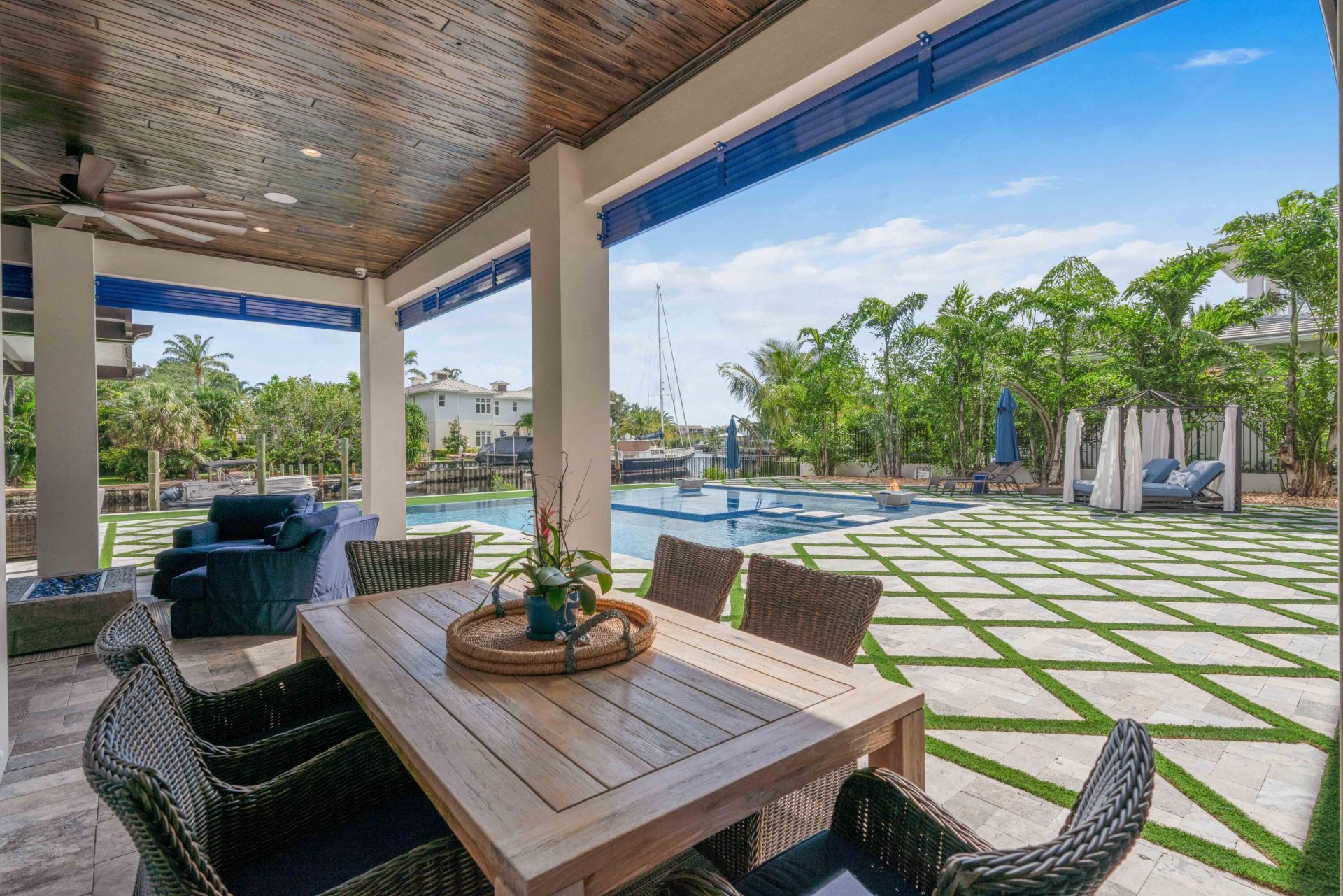 261 Old Jupiter Beach Road, Jupiter, FL 33477 Photo