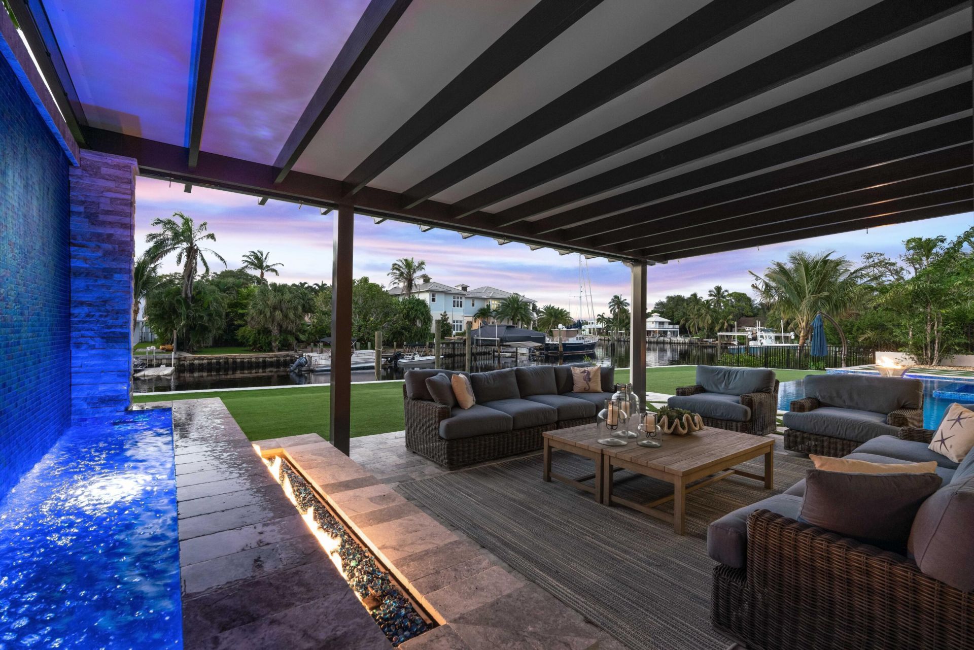 261 Old Jupiter Beach Road, Jupiter, FL 33477 Photo