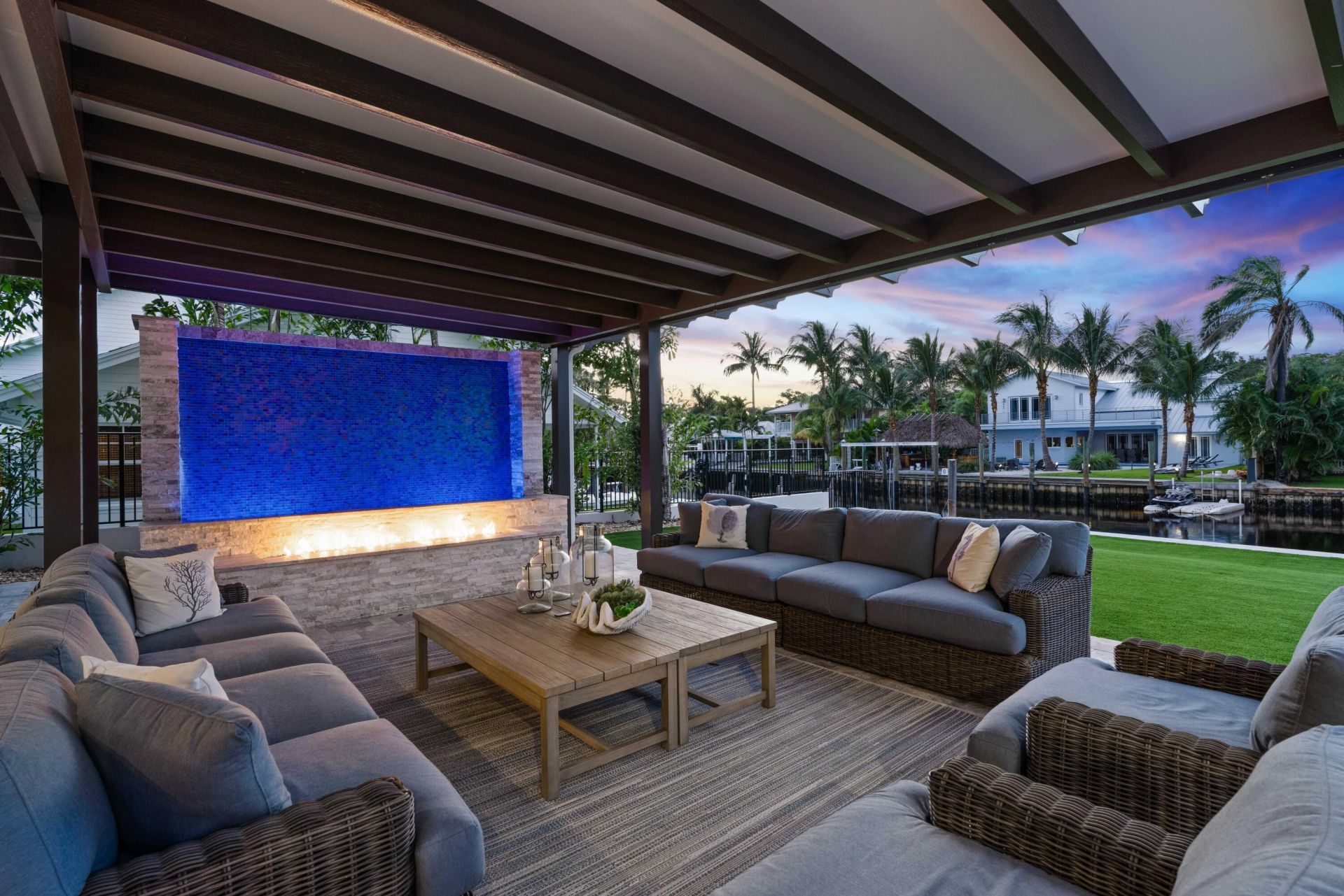 261 Old Jupiter Beach Road, Jupiter, FL 33477 Photo