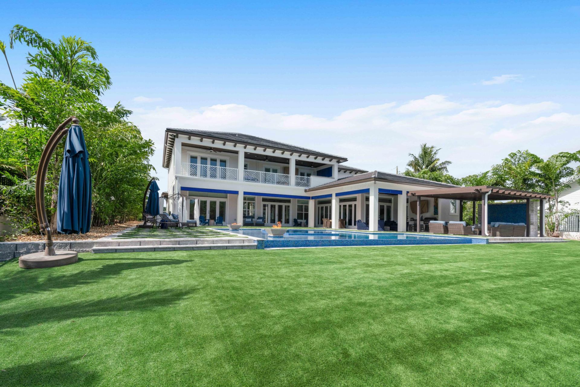 261 Old Jupiter Beach Road, Jupiter, FL 33477 Photo