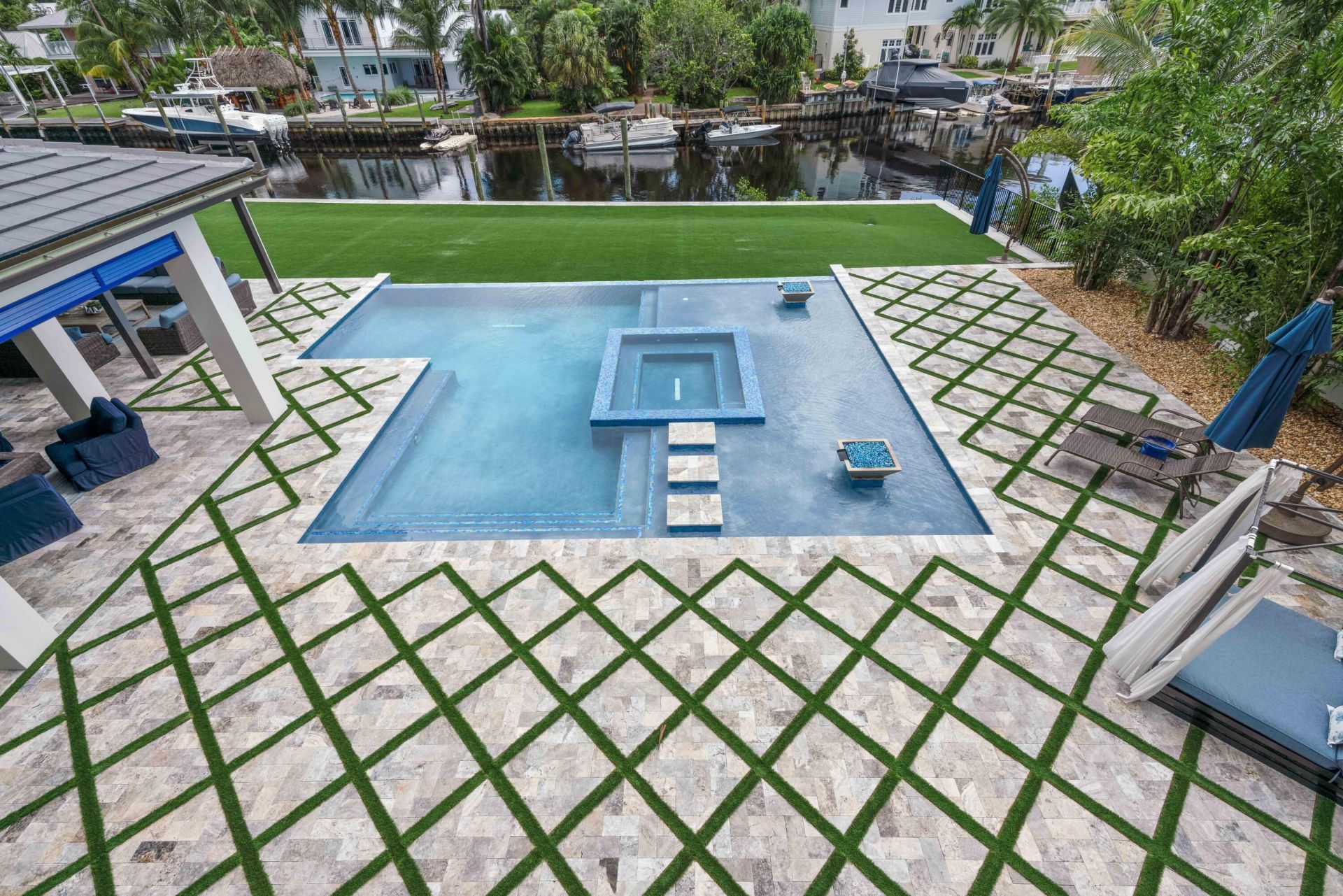 261 Old Jupiter Beach Road, Jupiter, FL 33477 Photo