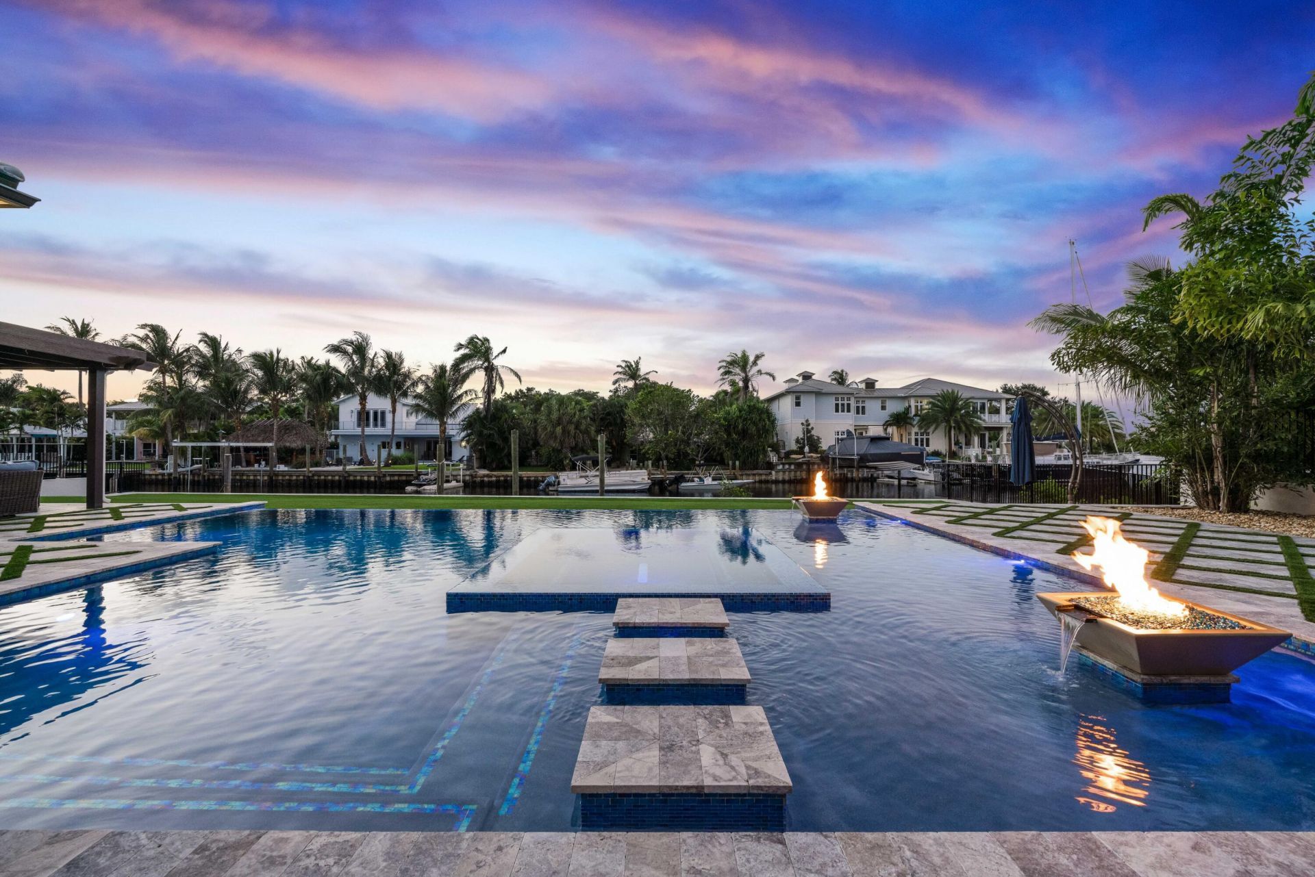 261 Old Jupiter Beach Road, Jupiter, FL 33477 Photo