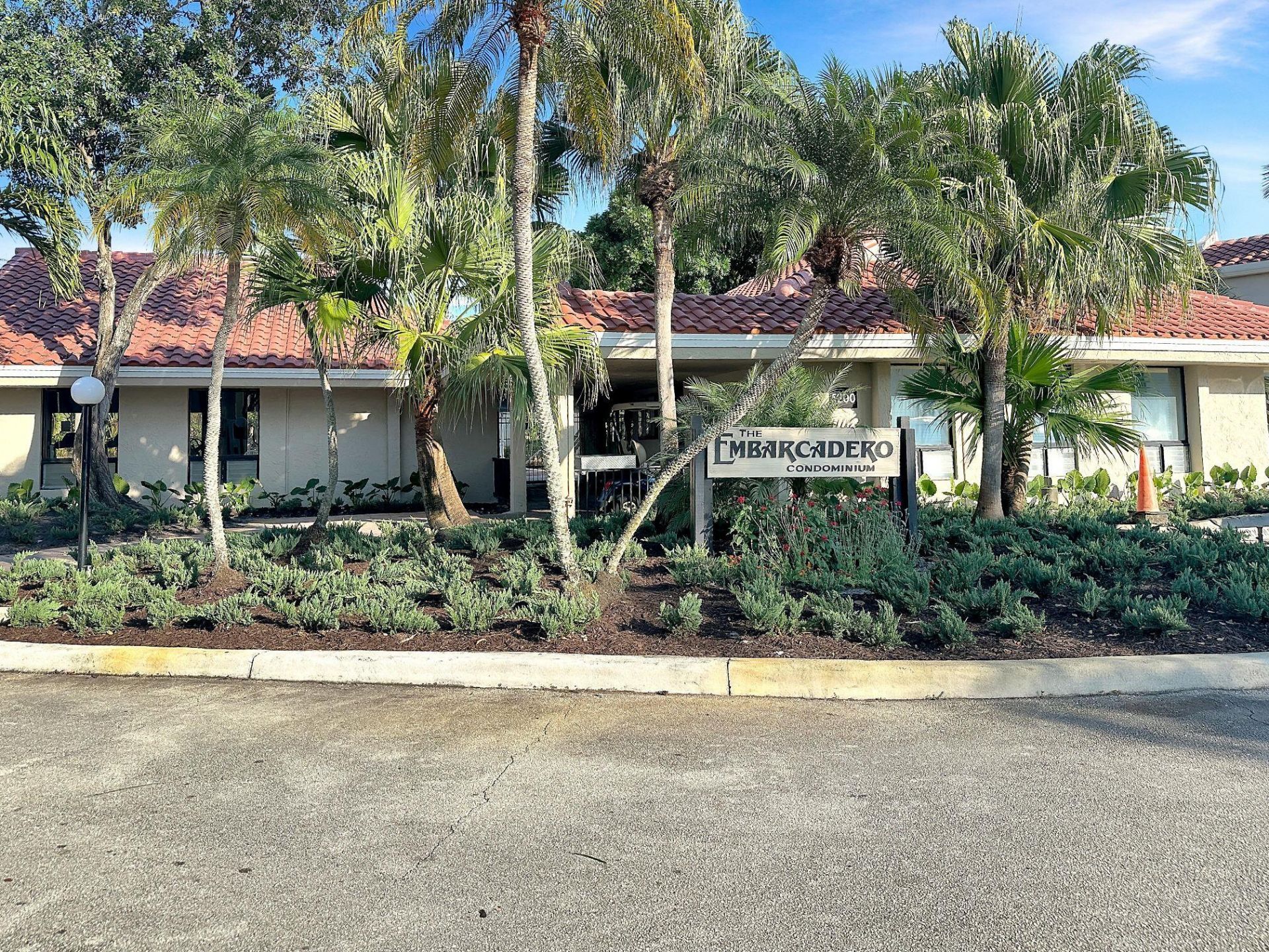 5232 NE 6th Avenue, Unit E24, Fort Lauderdale, FL 33334 Photo