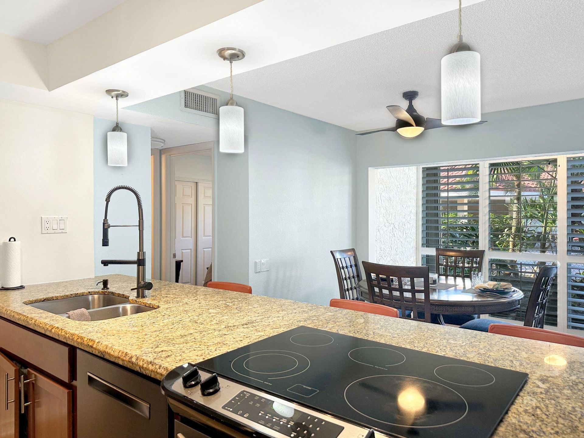 5232 NE 6th Avenue, Unit E24, Fort Lauderdale, FL 33334 Photo