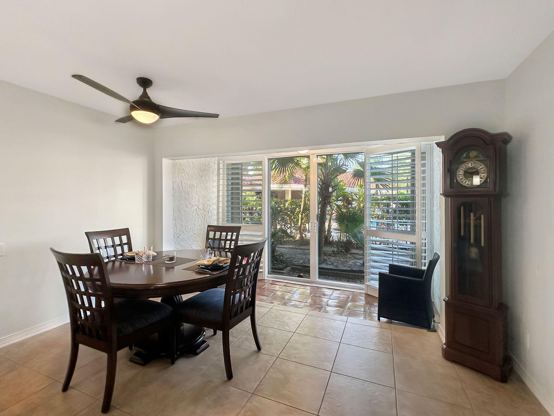 5232 NE 6th Avenue, Unit E24, Fort Lauderdale, FL 33334 Photo