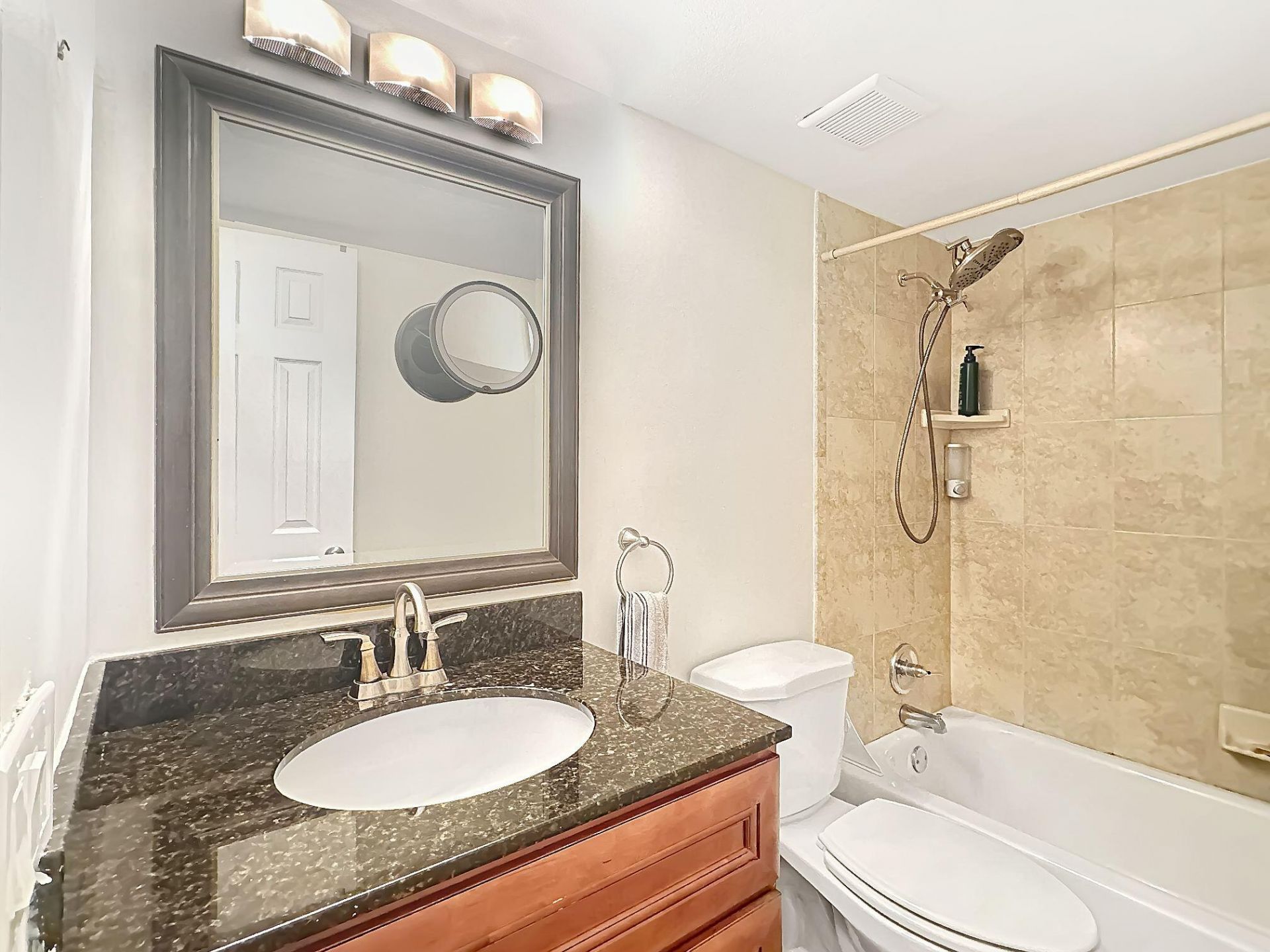 5232 NE 6th Avenue, Unit E24, Fort Lauderdale, FL 33334 Photo