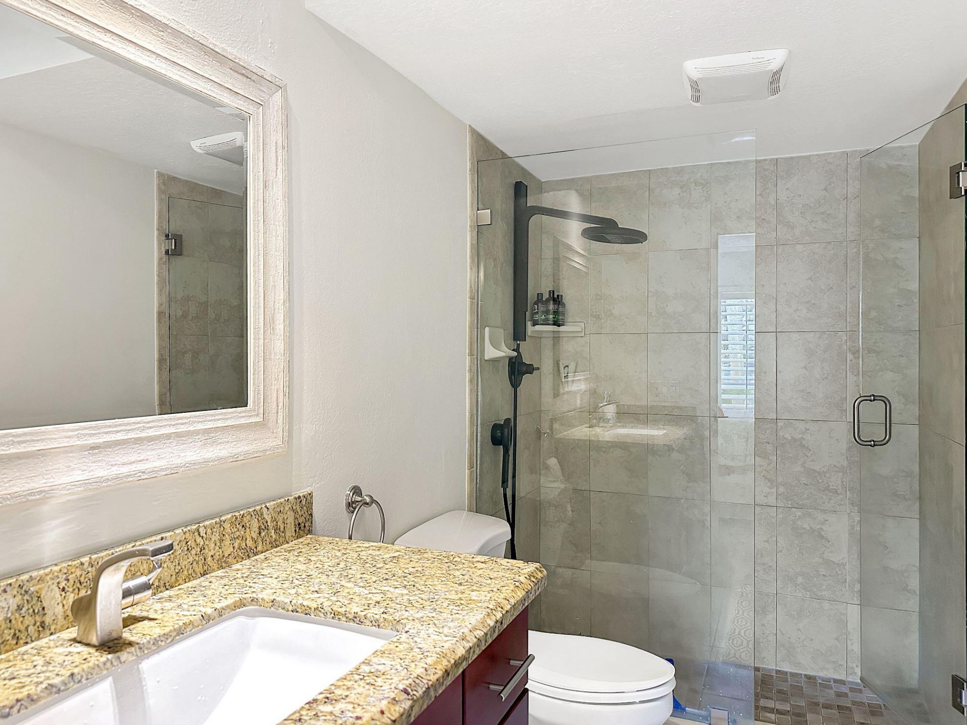 5232 NE 6th Avenue, Unit E24, Fort Lauderdale, FL 33334 Photo
