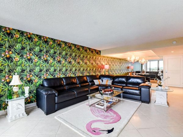 3589 S Ocean Boulevard, Unit 609, South Palm Beach, FL 33480