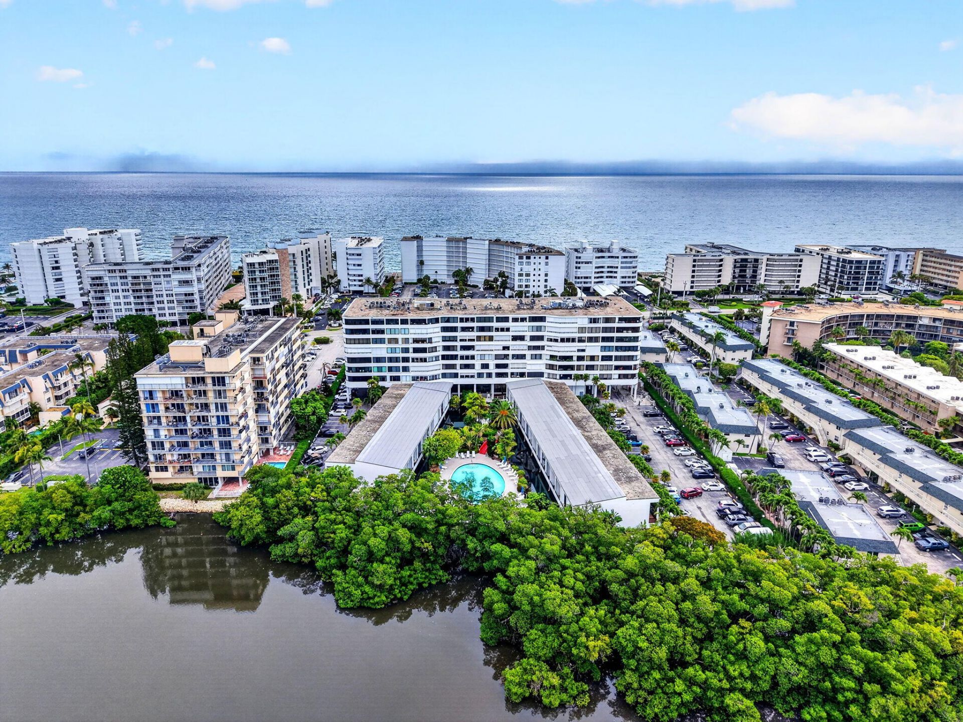 3589 S Ocean Boulevard, Unit 609, South Palm Beach, FL 33480 Photo