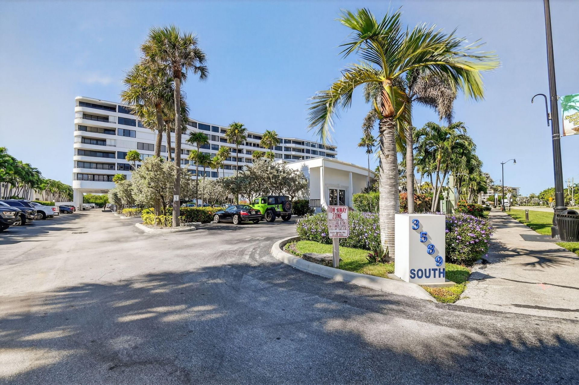3589 S Ocean Boulevard, Unit 609, South Palm Beach, FL 33480 Photo