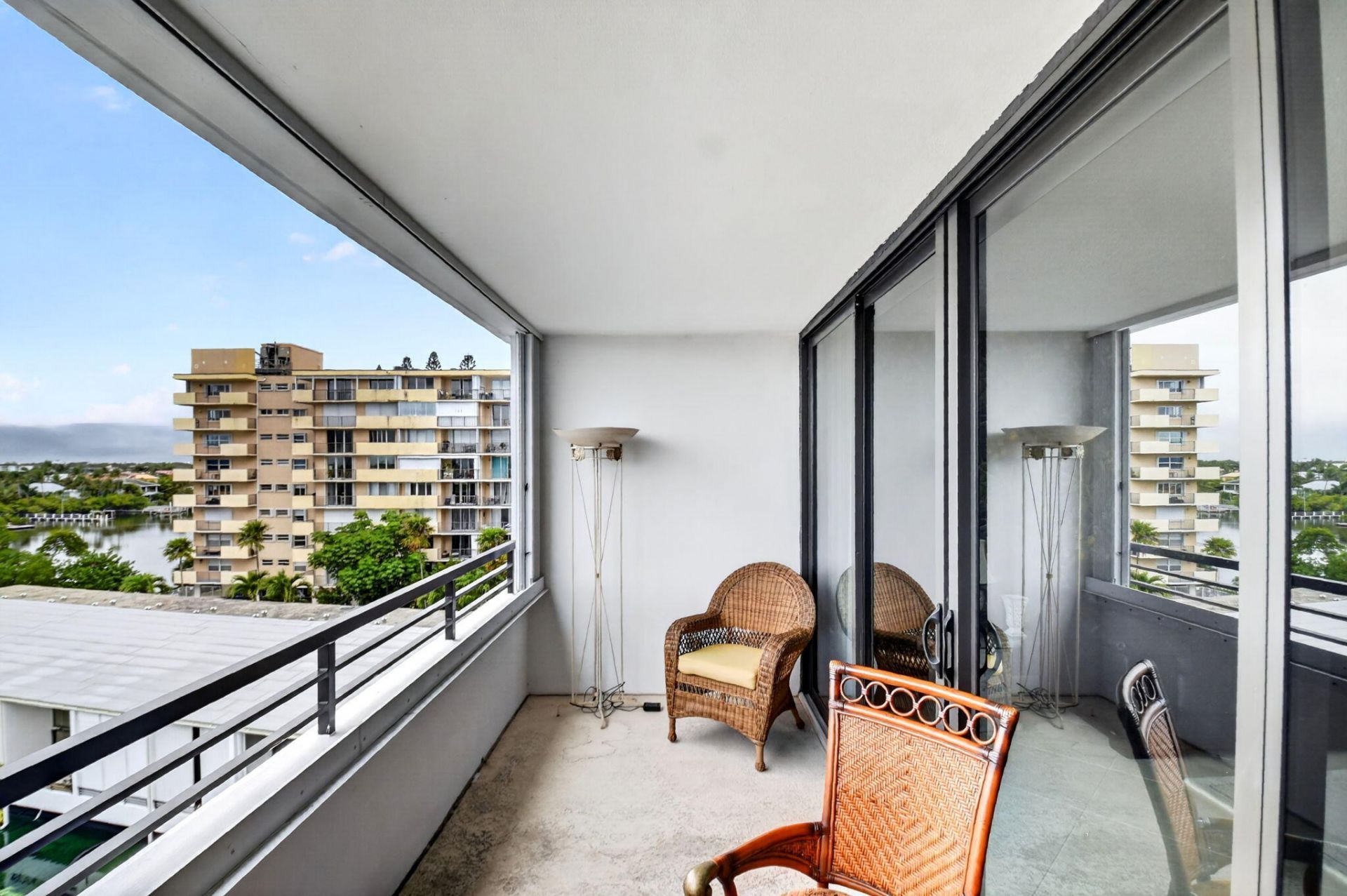 3589 S Ocean Boulevard, Unit 609, South Palm Beach, FL 33480 Photo