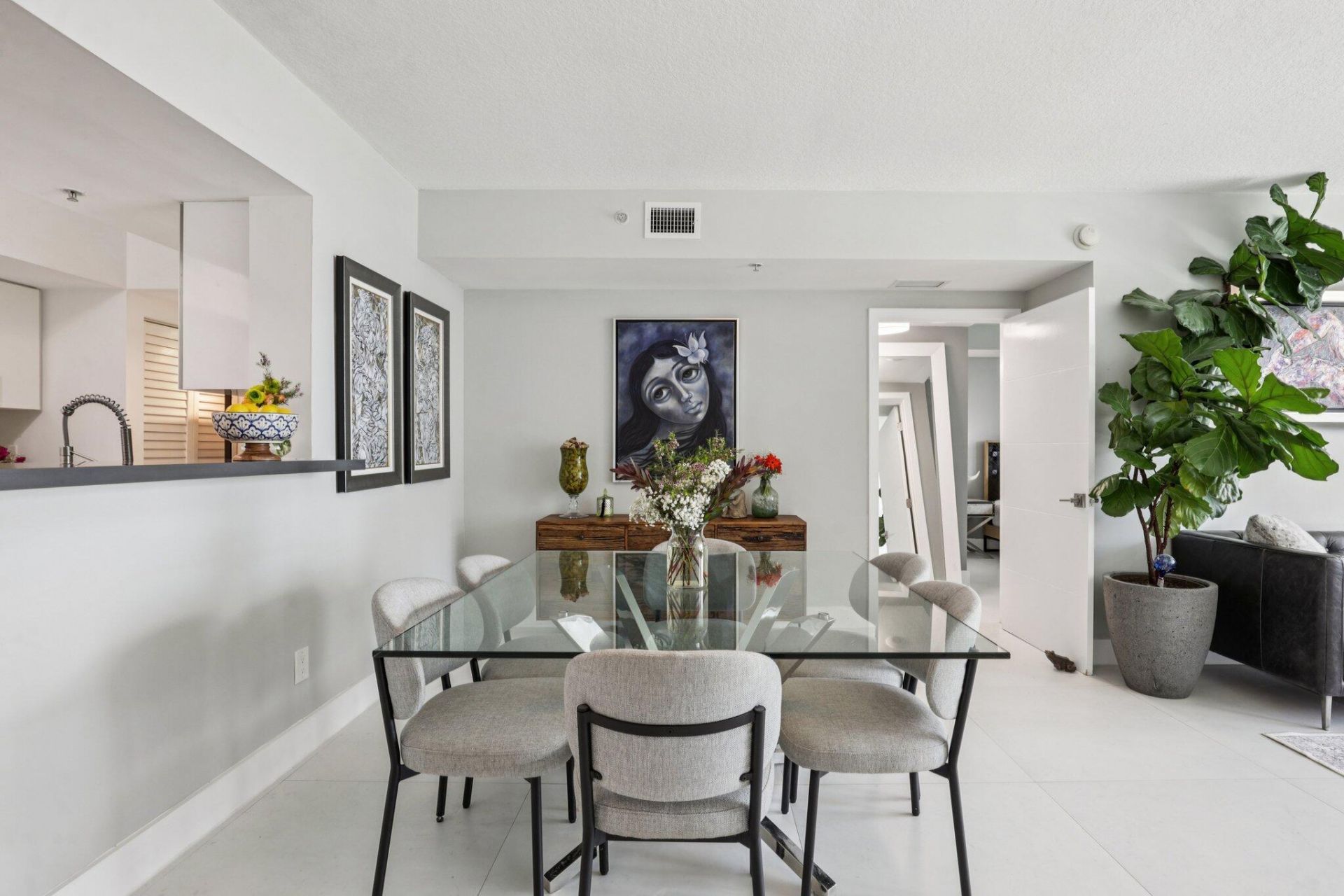 335 S Biscayne Boulevard, Unit 1607, Miami, FL 33131 Photo