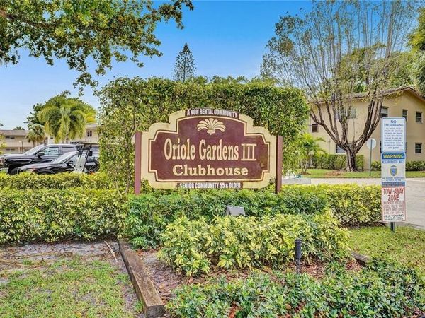 201 NW 76th Avenue, Unit 203, Margate, FL 33063
