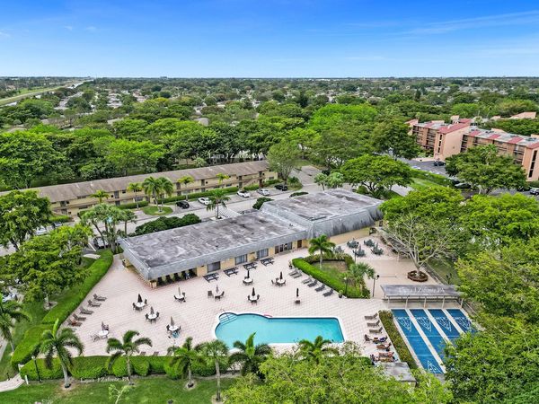 201 NW 76th Avenue, Unit 203, Margate, FL 33063