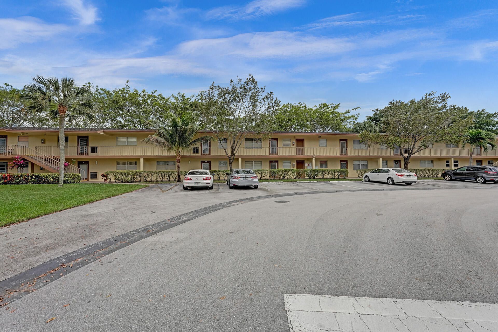 201 NW 76th Avenue, Unit 203, Margate, FL 33063 Photo