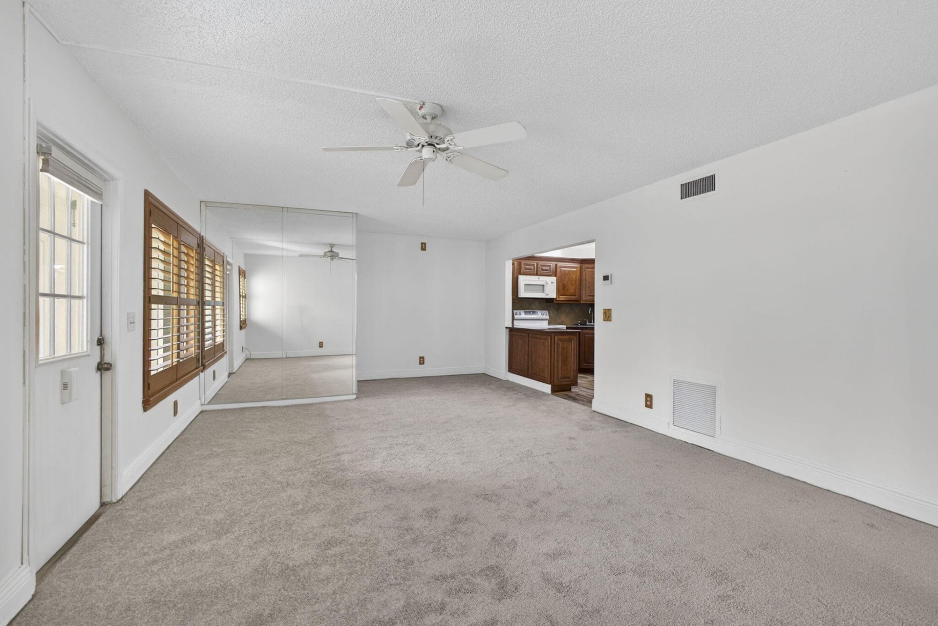 315 Pine Ridge Circle, Greenacres, FL 33463 Photo