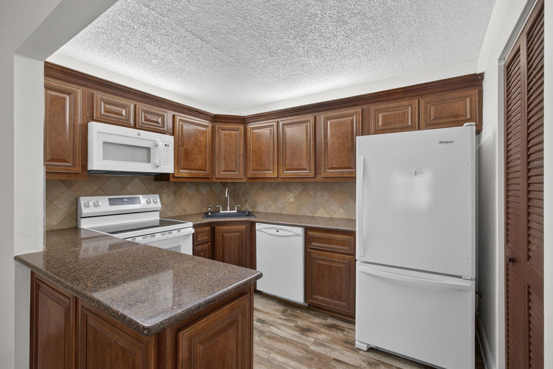315 Pine Ridge Circle, Greenacres, FL 33463 Photo