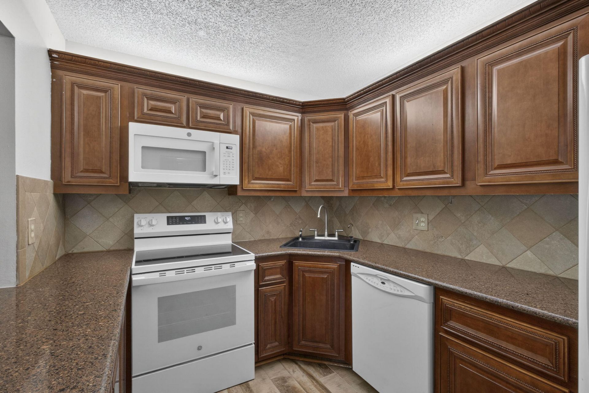 315 Pine Ridge Circle, Greenacres, FL 33463 Photo