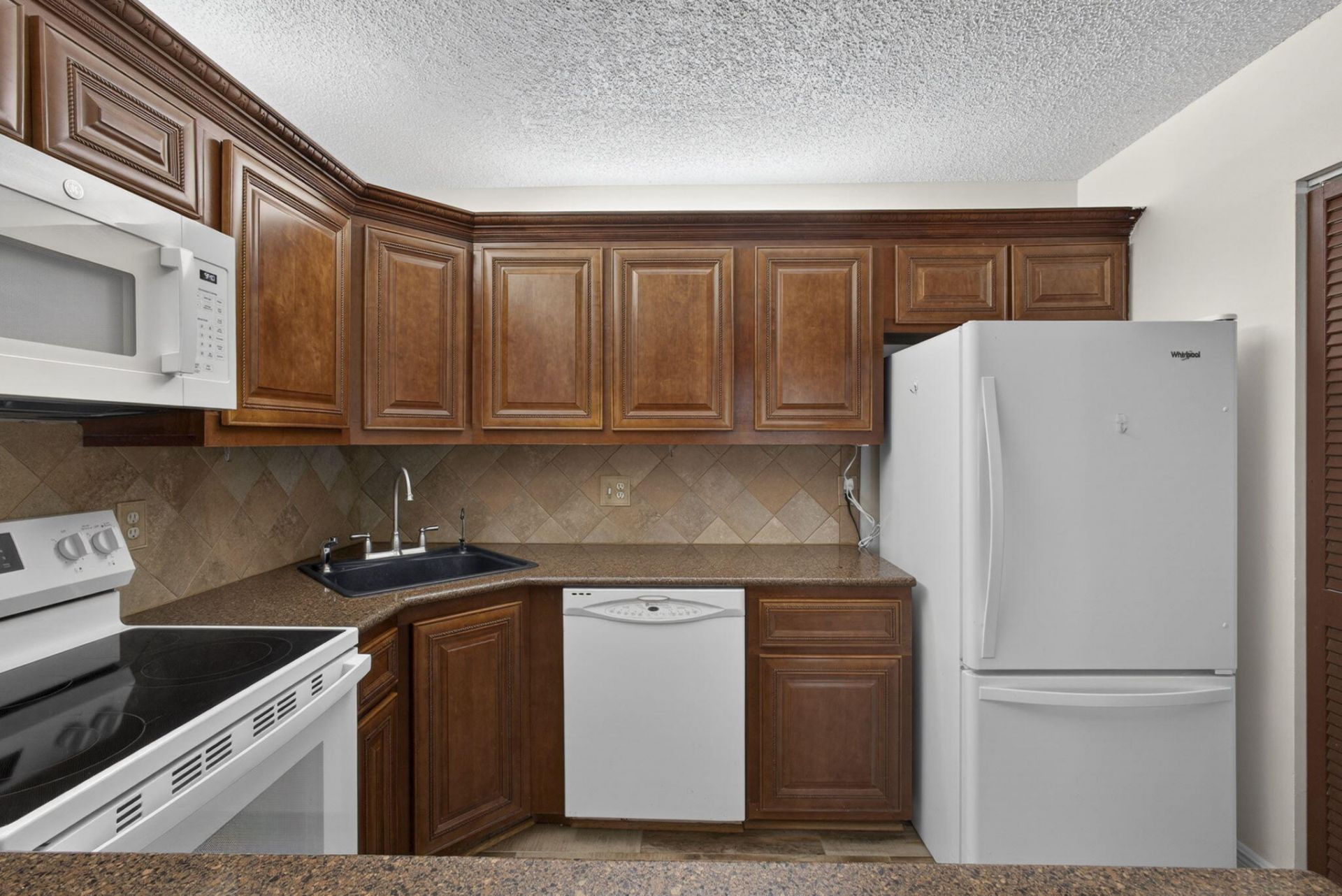 315 Pine Ridge Circle, Greenacres, FL 33463 Photo