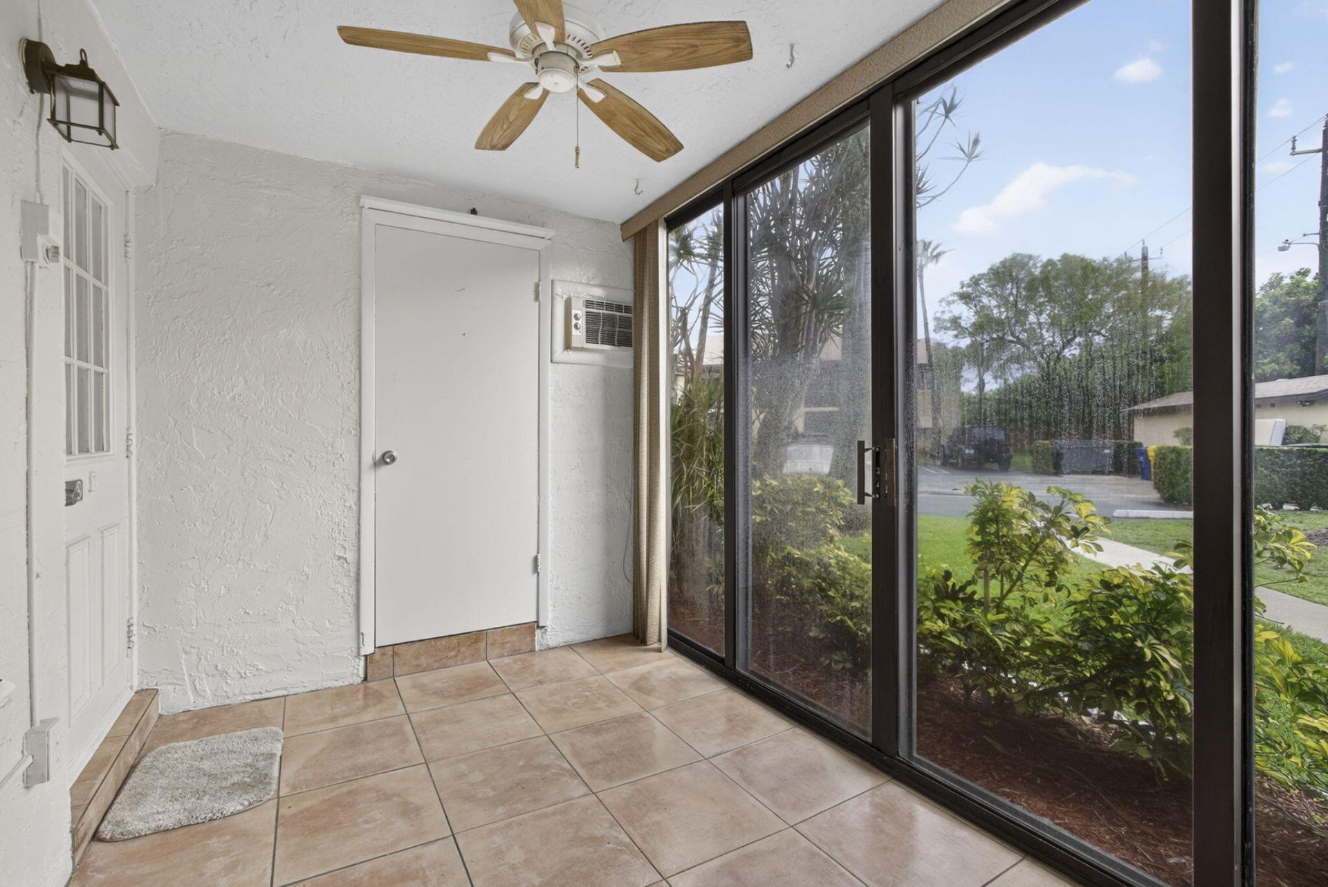 315 Pine Ridge Circle, Greenacres, FL 33463 Photo