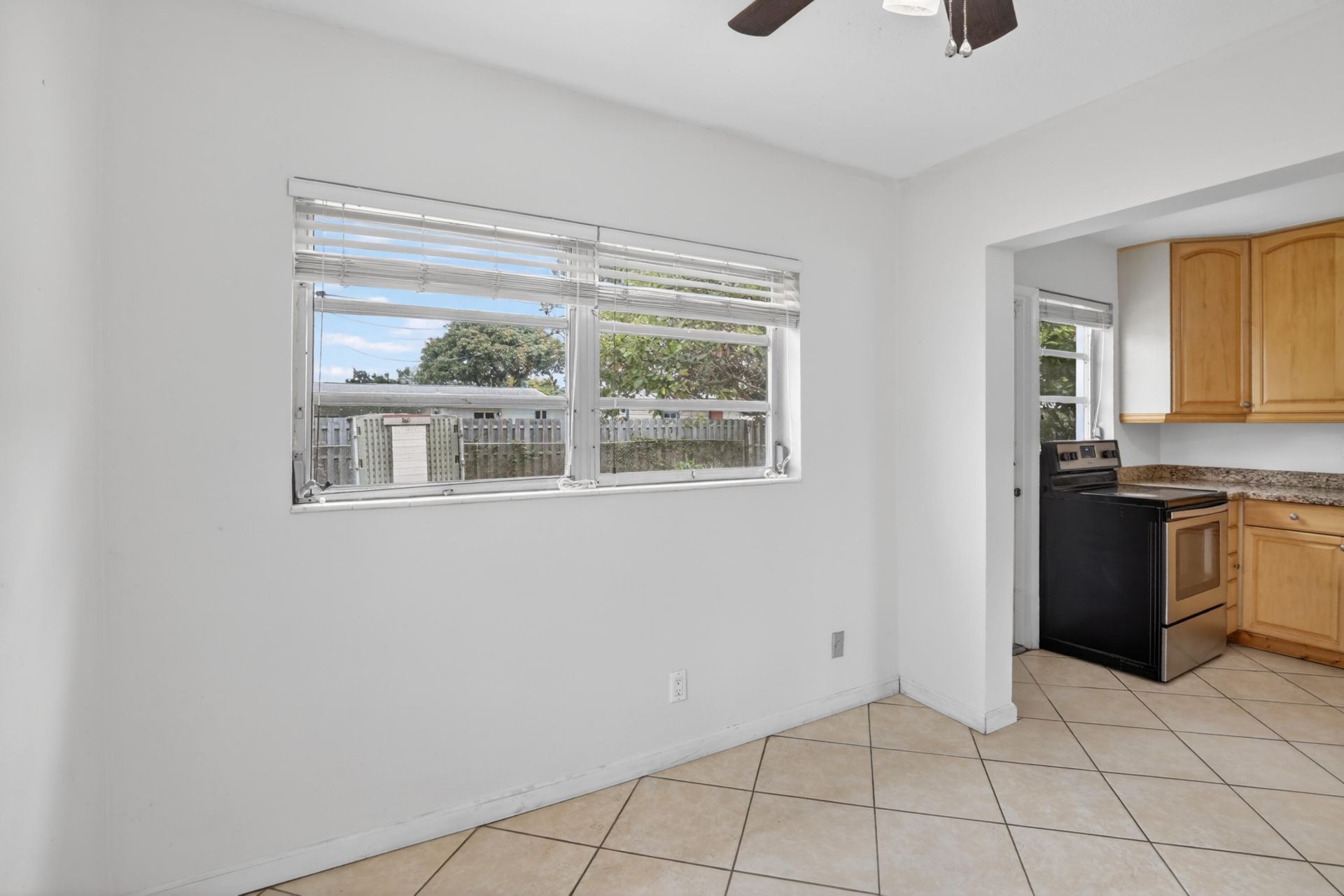 121 NW 52nd Street, Oakland Park, FL 33309 Photo