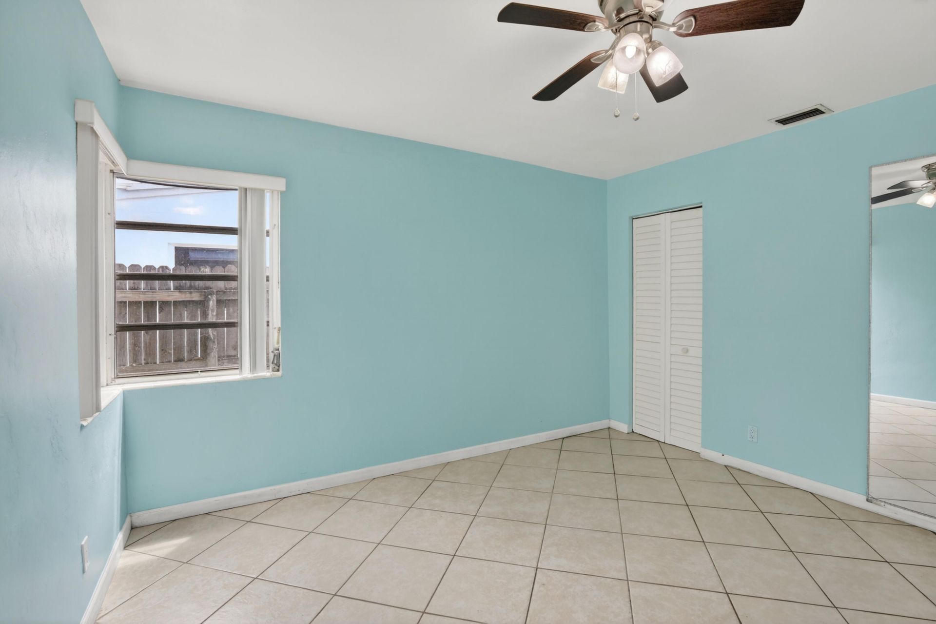 121 NW 52nd Street, Oakland Park, FL 33309 Photo