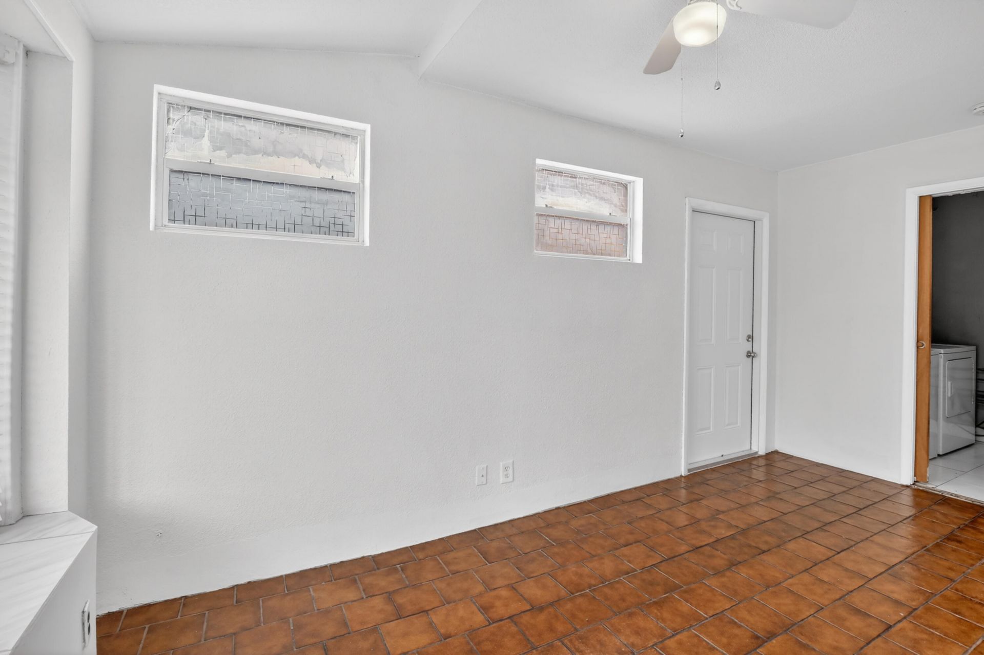 121 NW 52nd Street, Oakland Park, FL 33309 Photo