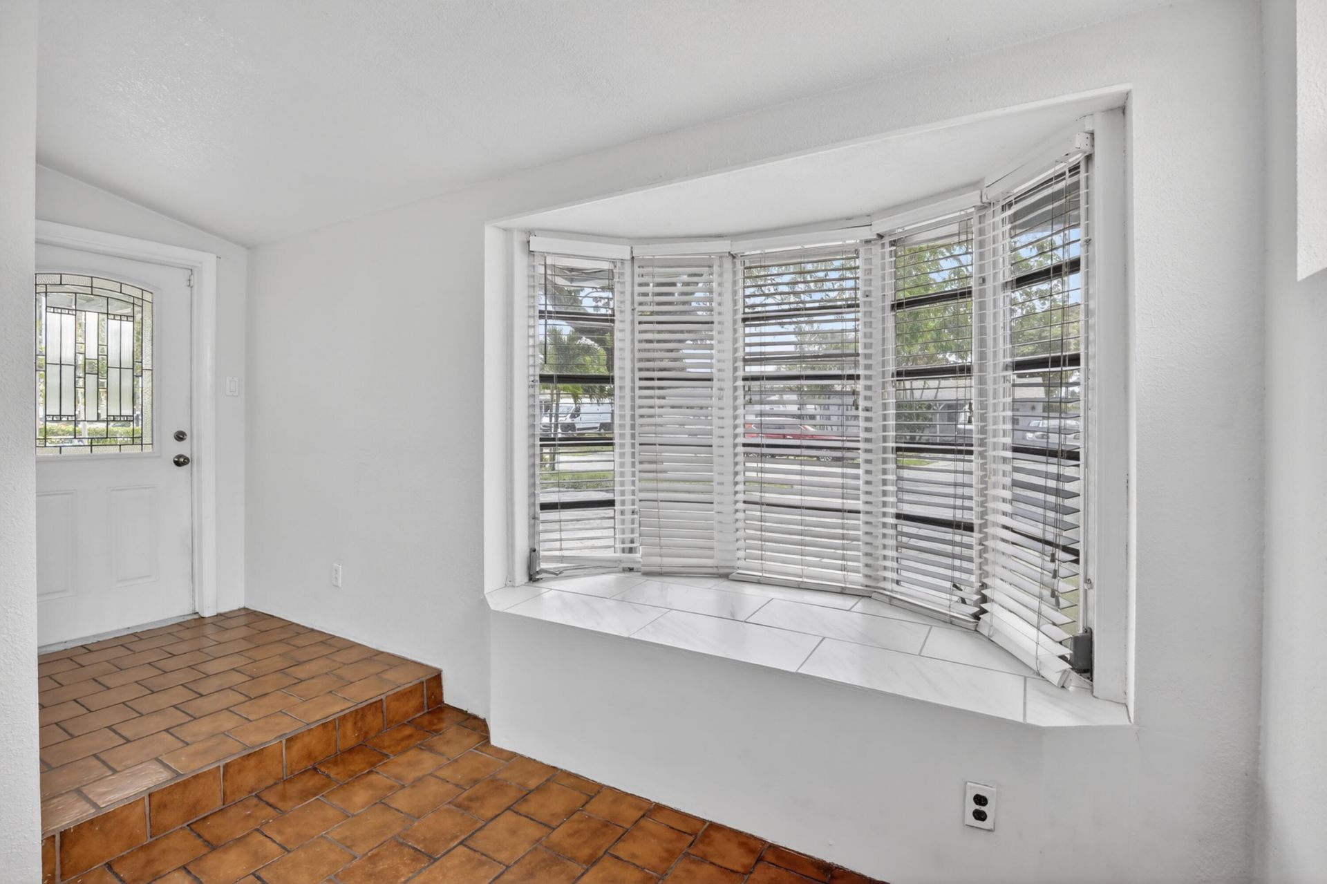 121 NW 52nd Street, Oakland Park, FL 33309 Photo